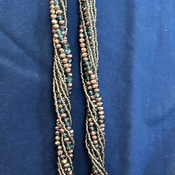 Vintage Premier Designs necklace made in the most beautiful shade of blue, gray. - Picture 3 of 4